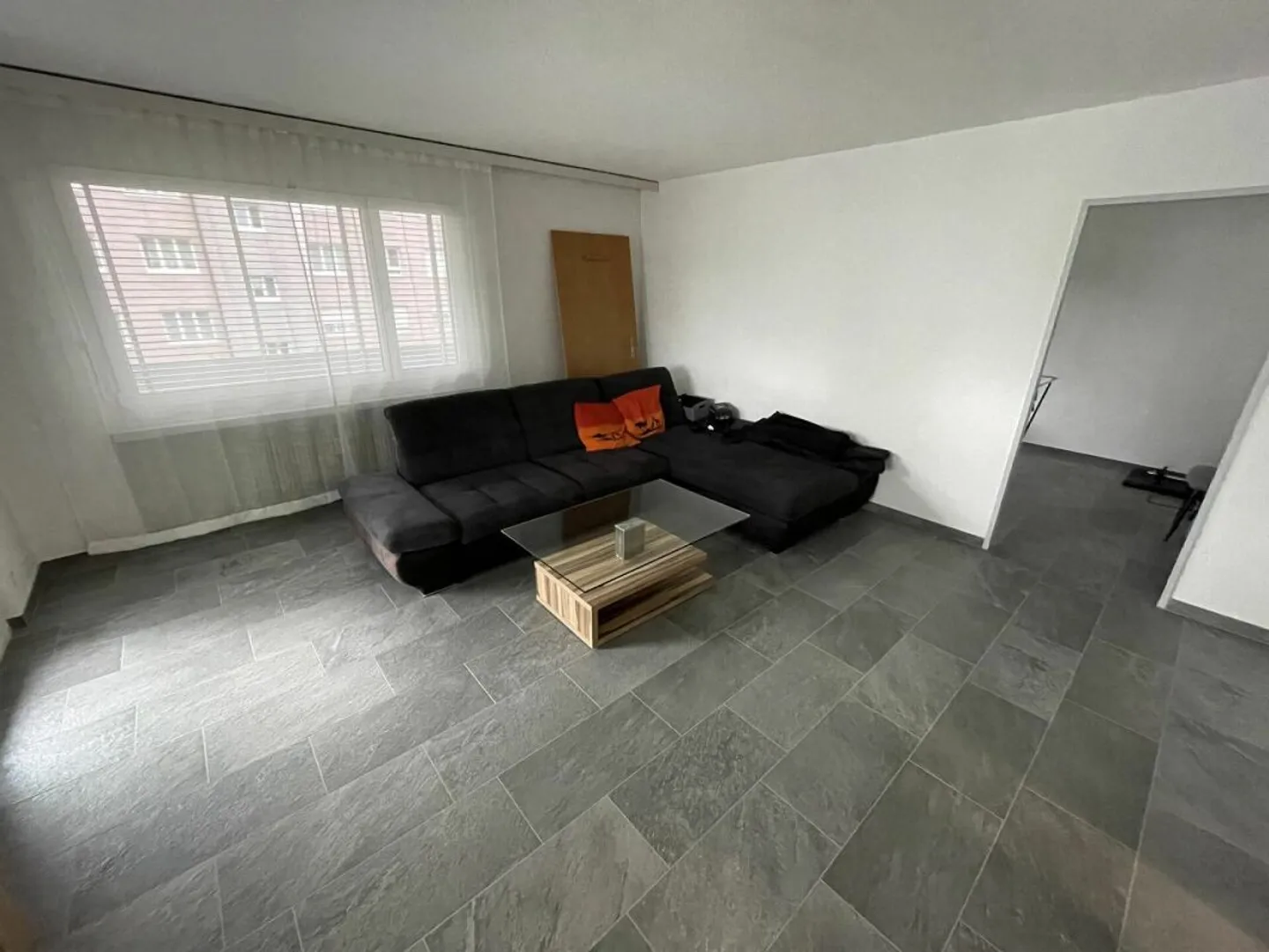 Appartamento di 5,5 stanze al 3° piano - Foto 3 di 12