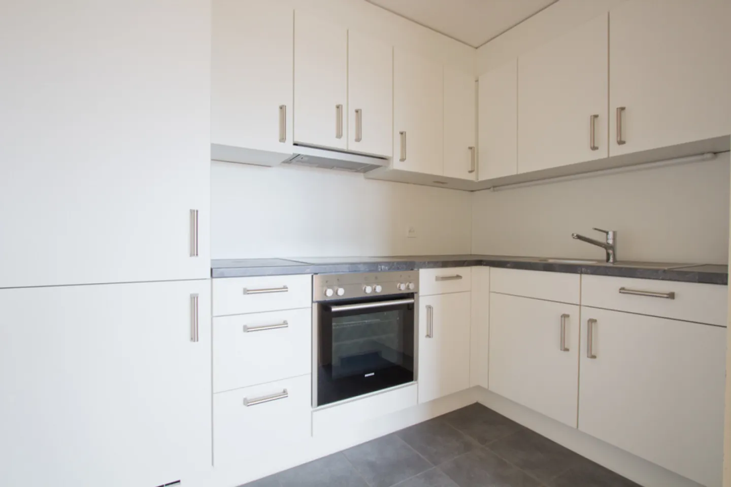 Cozy Attic Apartment in the Gotthelf Quarter - Photo 3 of 4