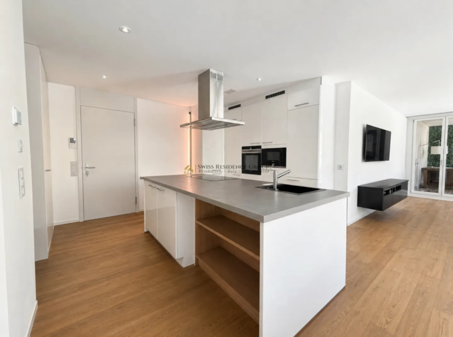 Appartamento elegante con loggia generosa in una posizione privilegiata nel quartiere 5 - Foto 3 di 9