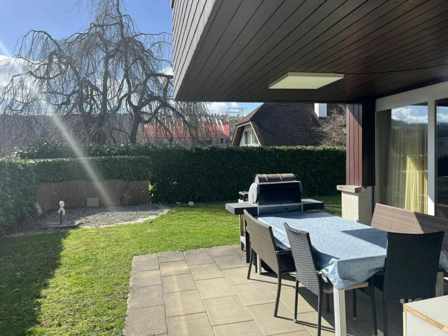 RENOVATION OR NEW BUILD? 5.5-Room Single-Family House - Photo 2 of 5