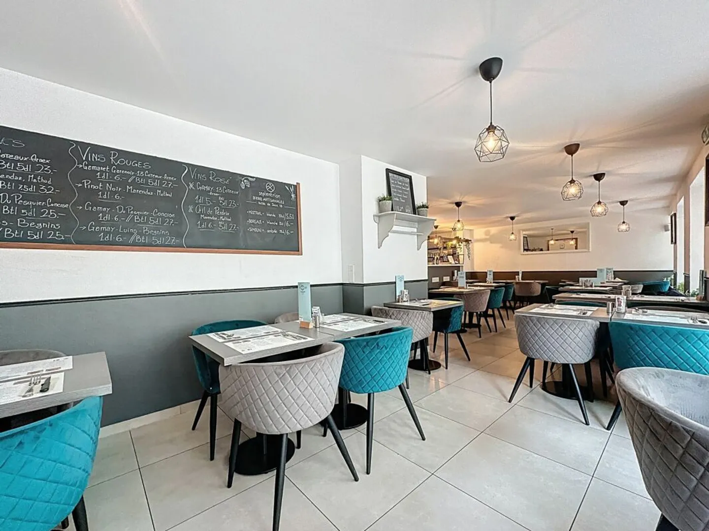 SPAZIO COMMERCIALE IN PPE CON UNA POSIZIONE IDEALE - Foto 13 di 13