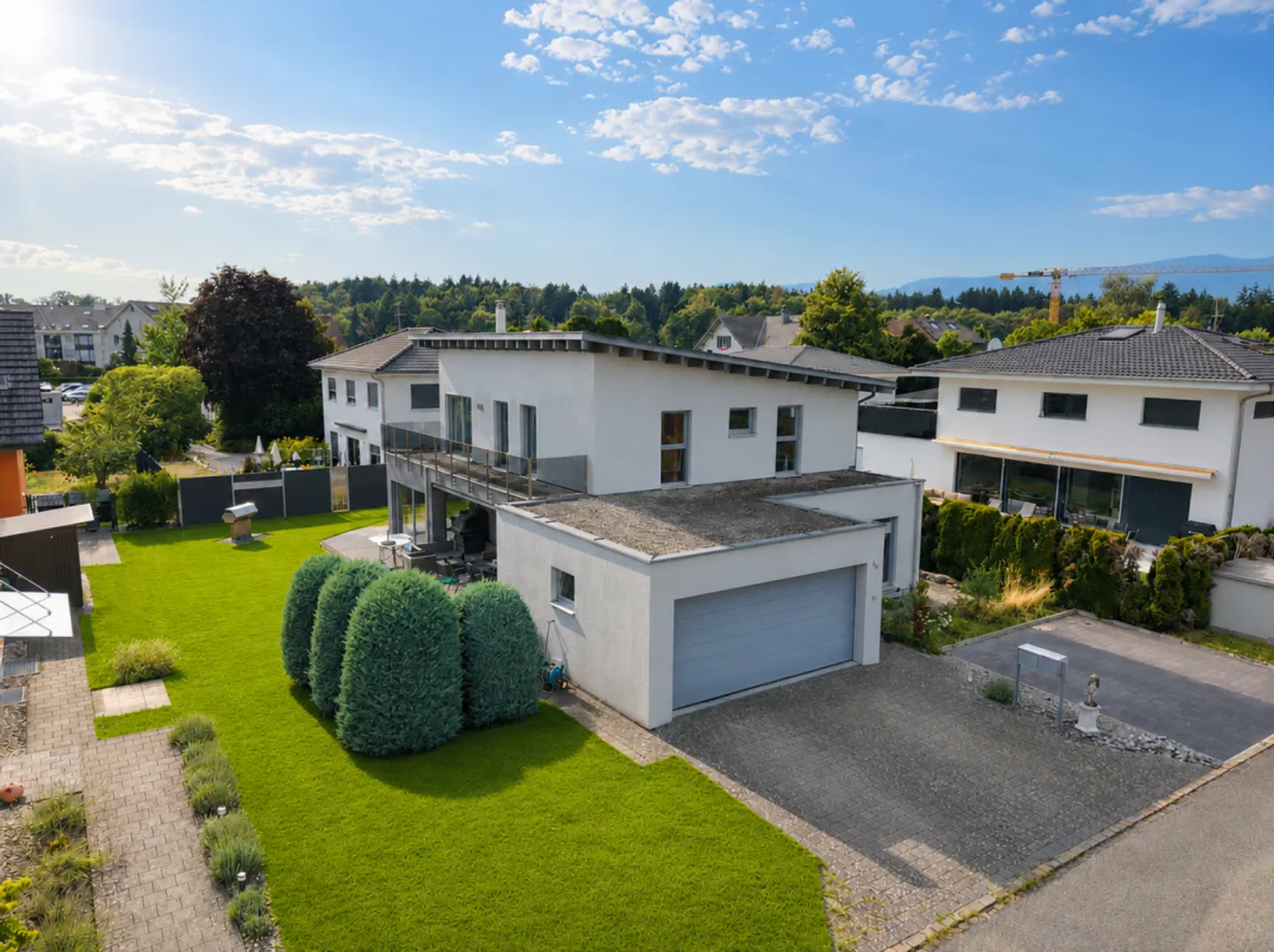 Modern Living at the Highest Level - Exclusive Single-Family Home in a Quiet Cul-de-Sac - Photo 1 of 11