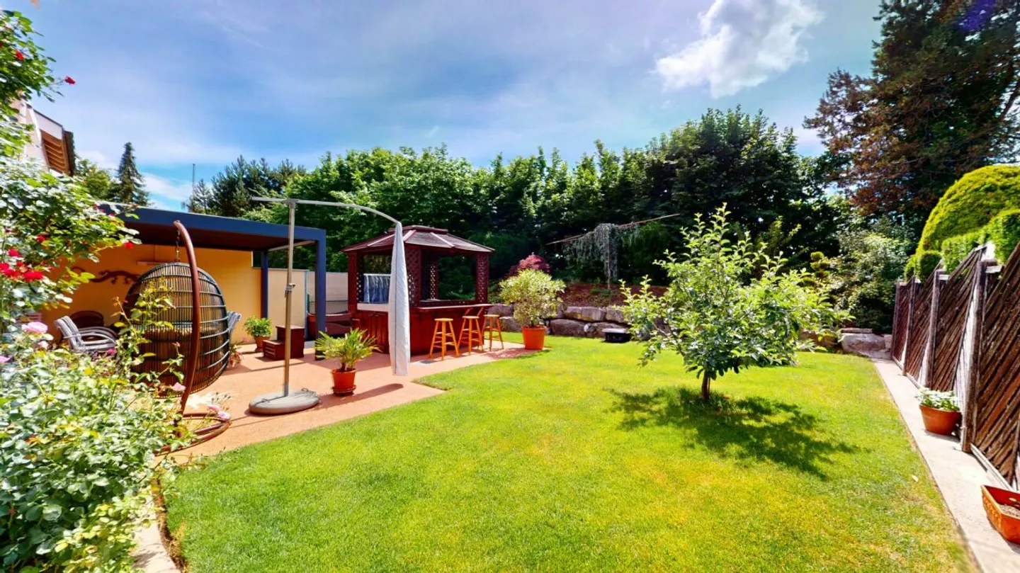 Sun, Garden & Whirlpool - A Home to Fall in Love With! - Photo 2 of 13