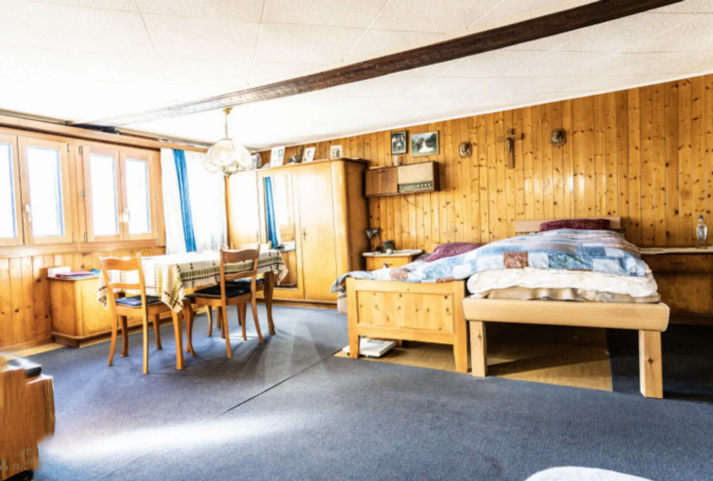 Charming 2.5-room apartment with versatile usage options in Guttet-Feschel VS - Photo 3 of 13