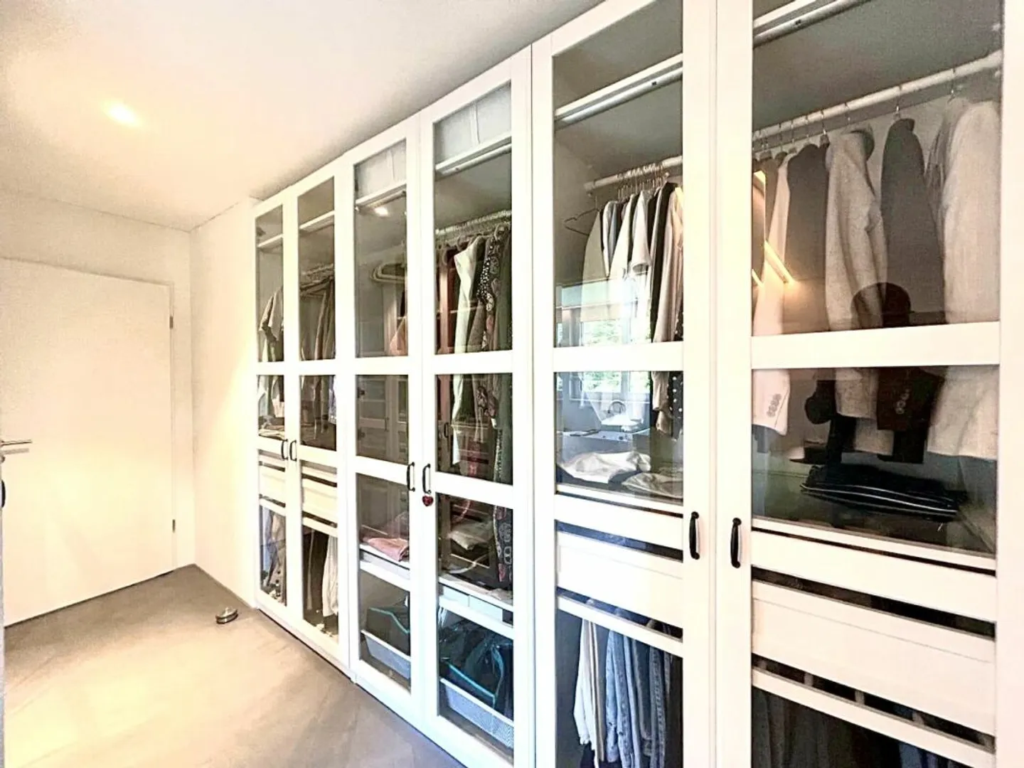 Unique Apartment with Panoramic View - Photo 9 of 13