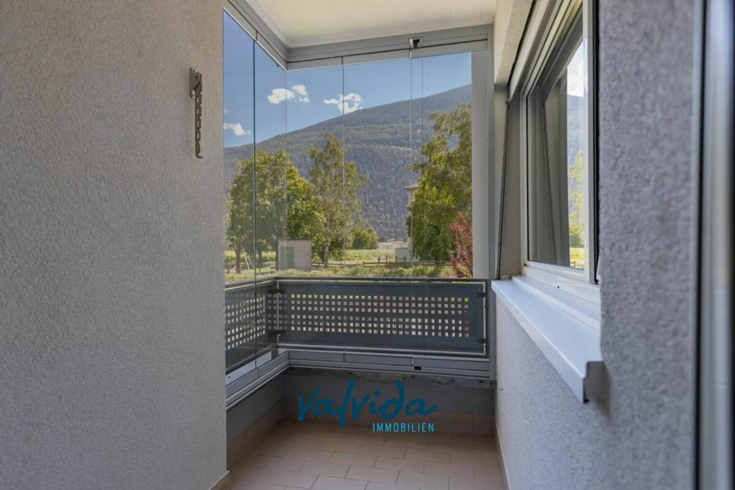 Appartamento 4.5 stanze in una posizione tranquilla e soleggiata - Foto 7 di 8