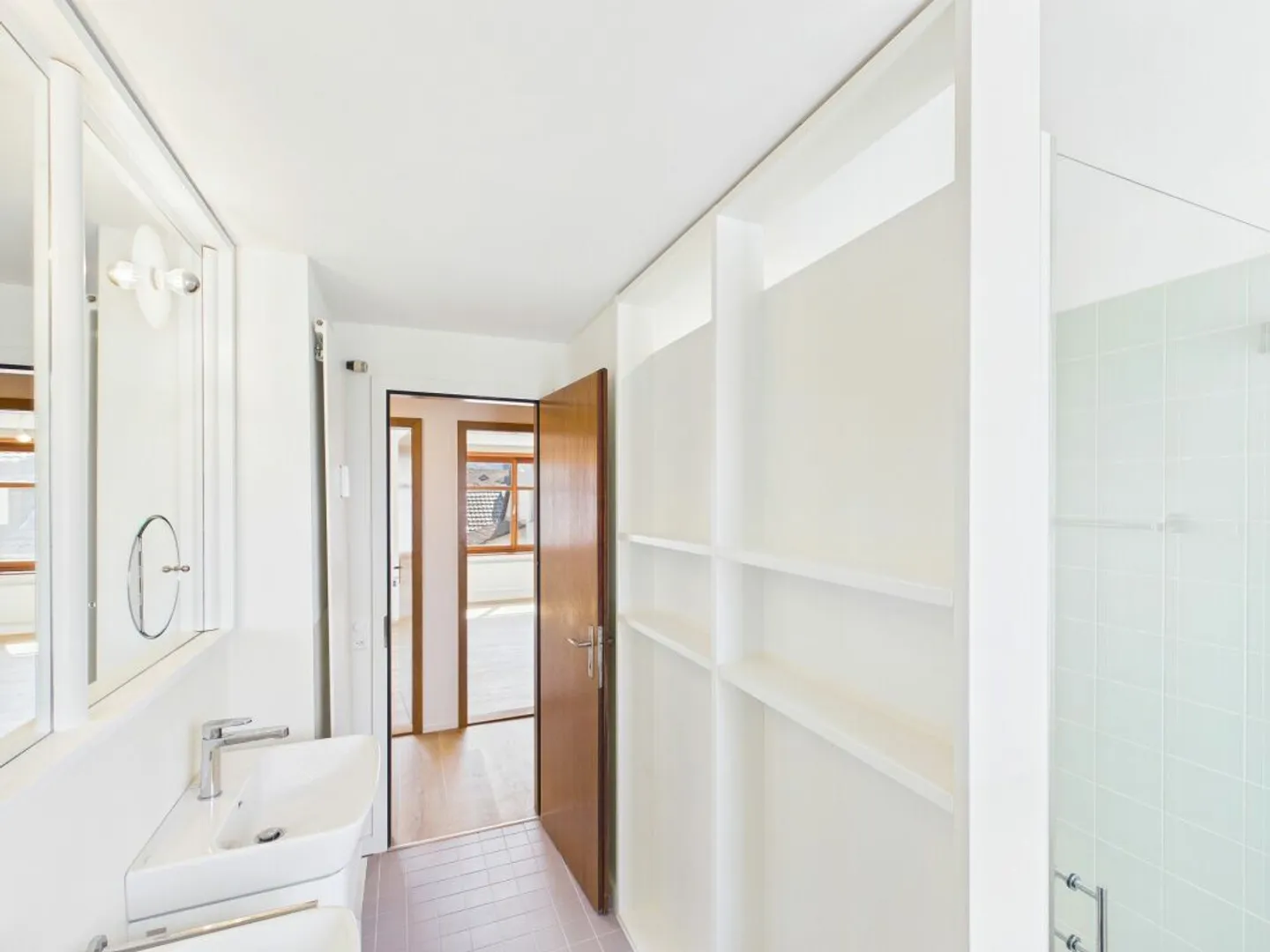 Central apartment with warm furnishings in Sissach - Photo 9 of 13