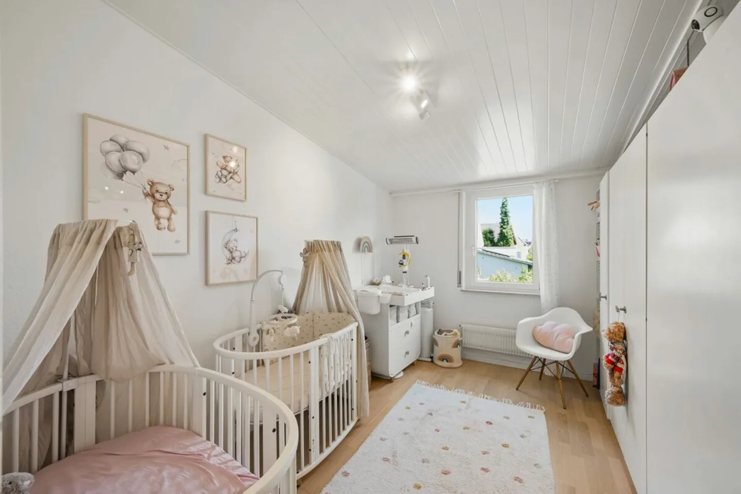 Completely renovated dream home - move in and feel good - Photo 12 of 13