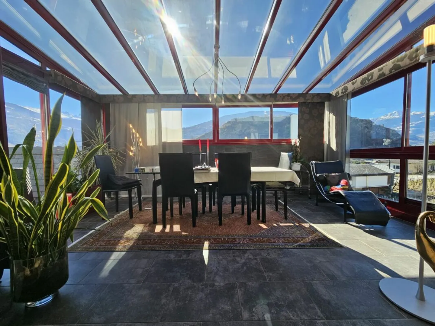 Terrassenwohnung mit Blick auf die Schlösser - Foto 4 von 4