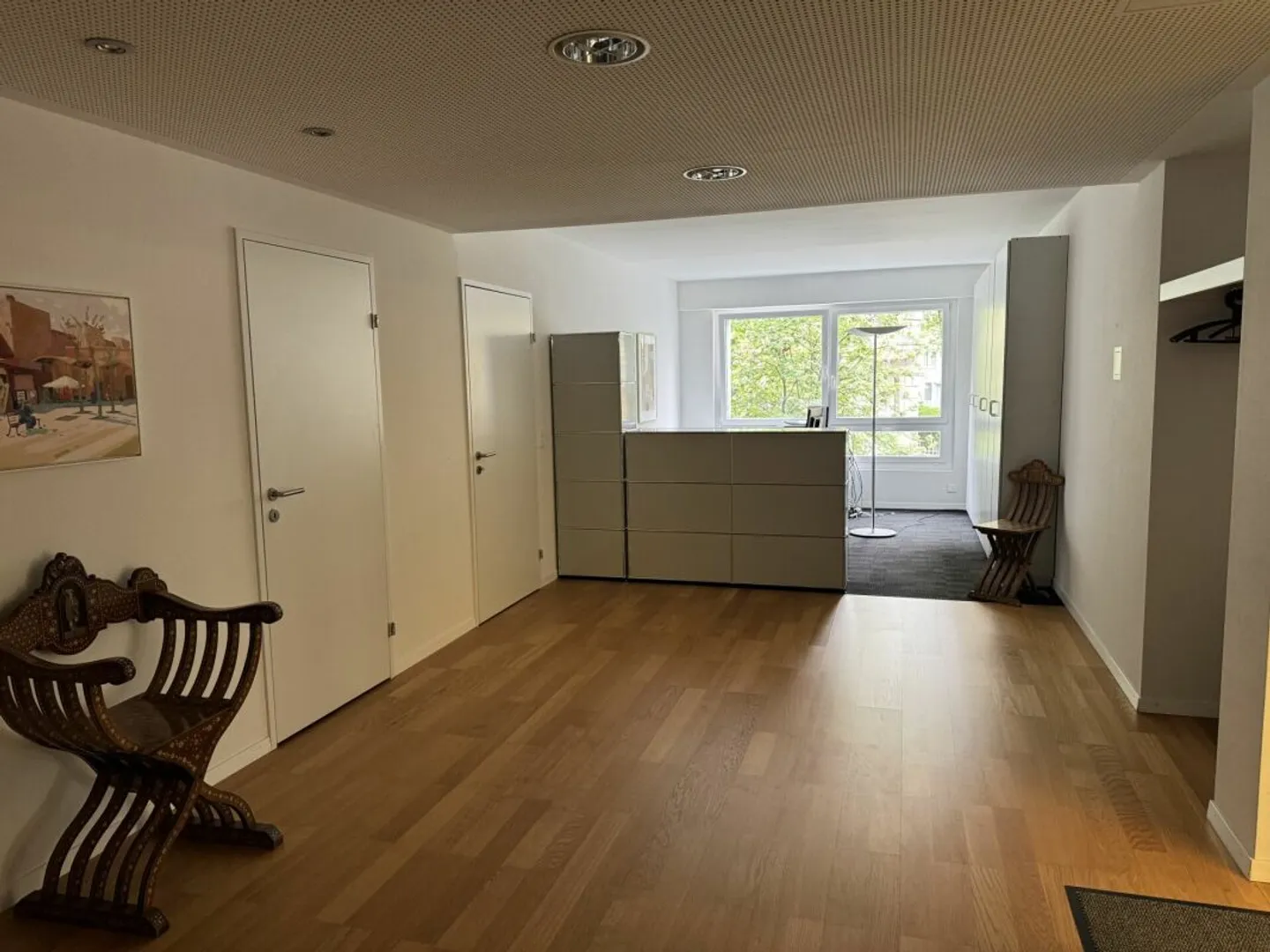 Single office 14.8m2 for rent in a shared office - Photo 4 of 5