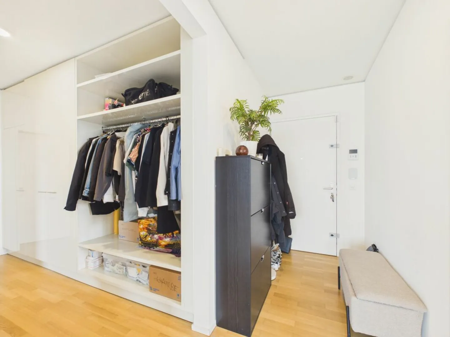 Stilvolles Apartment mit Stadtblick - Foto 8 von 13