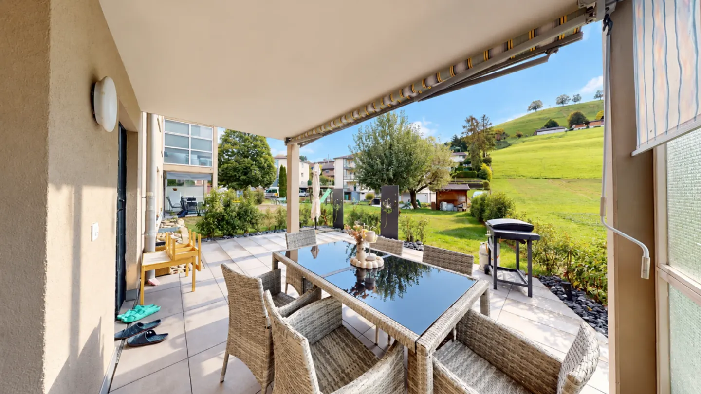 3.5 Zimmer Gartenwohnung mit sonnigem Sitzplatz und Blick ins Grüne - Photo 11 of 13