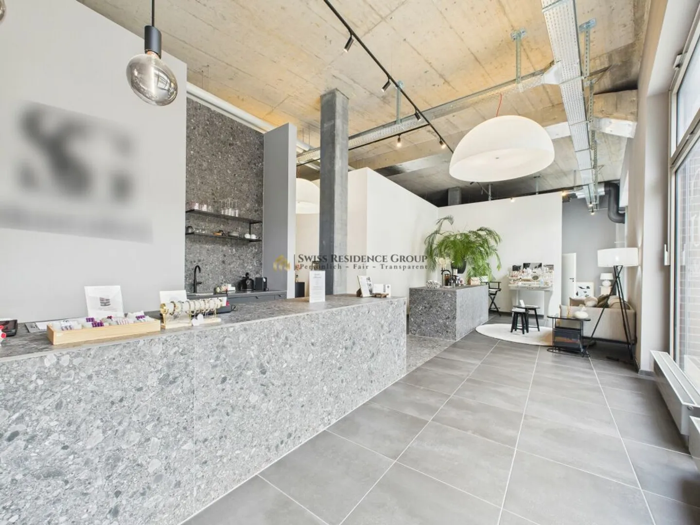 Exclusive practice/commercial space with high-quality expansion in a central location - Photo 3 of 13