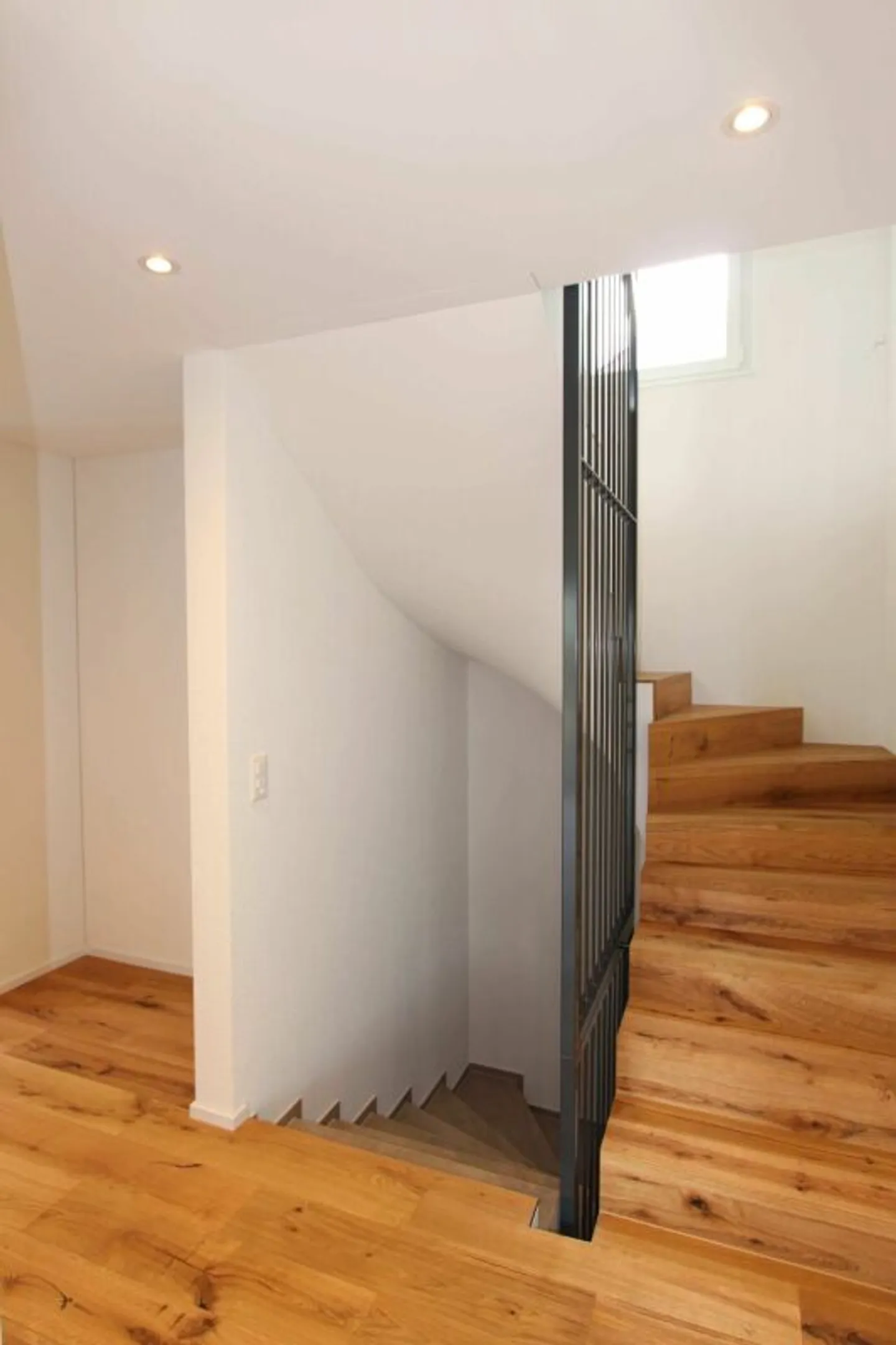 Familienfreundliches 5.5-Zimmer Einfamilienhaus - Foto 7 di 12