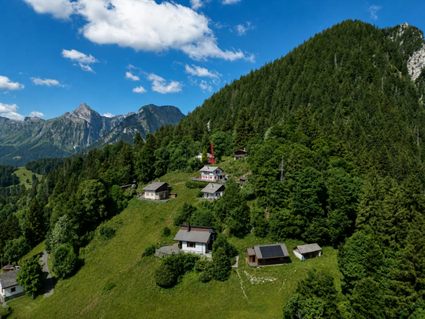 Detached holiday home with stunning views of Lake Walensee and the mountains in Näfels GL - Photo 7 of 13