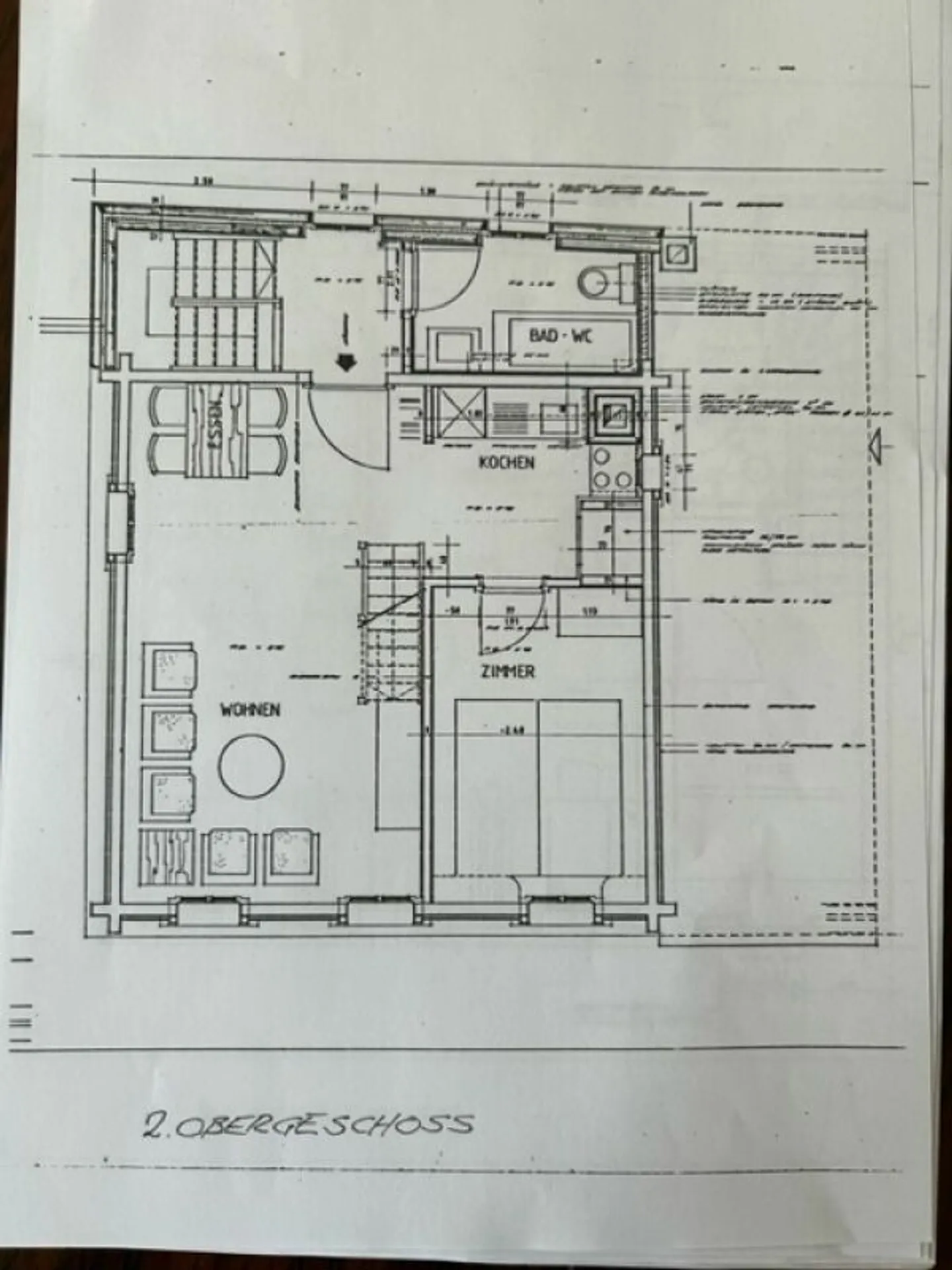 Opportunità unica - Ristorante tradizionale in vendita nel cuore pittoresco di Briga in Vallese - un luogo pieno di fascino, cucina squisita e calda ospitalità attende nuovi proprietari ... - Foto 13 di 13