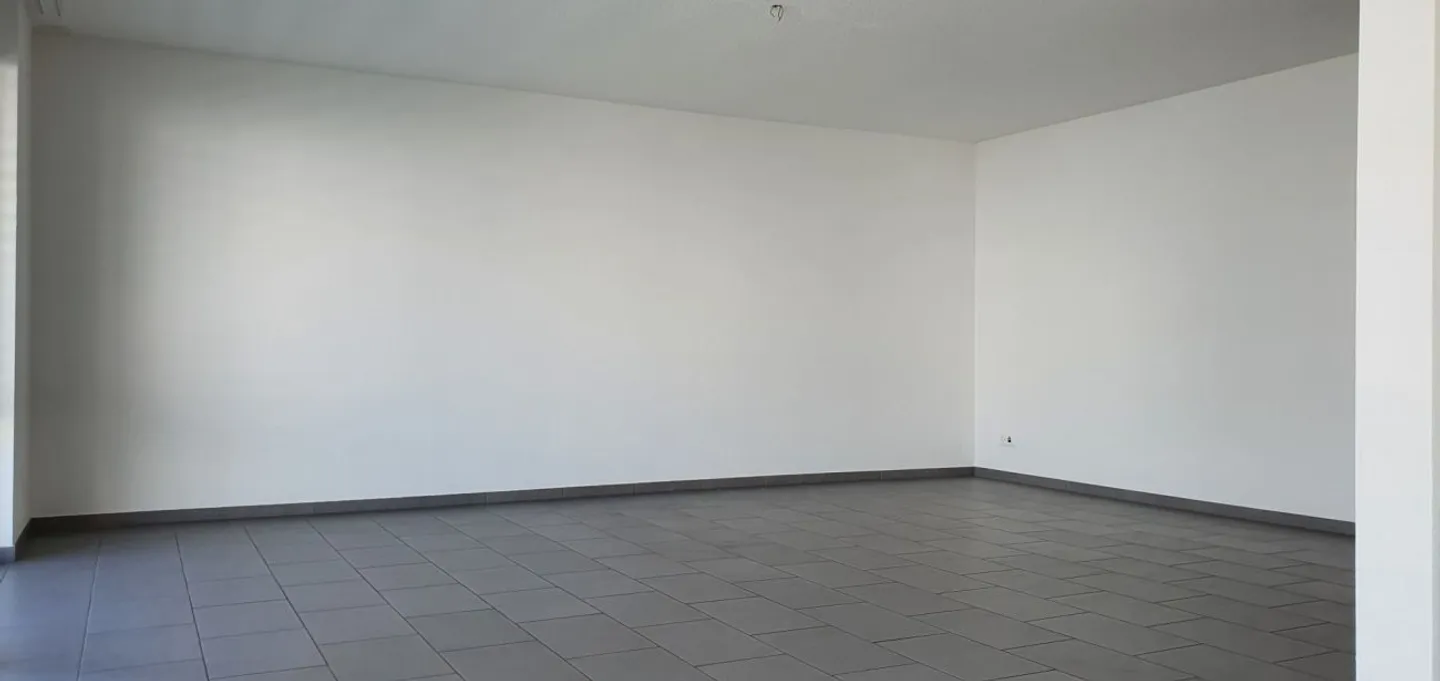 moderne und grossräumige 3.5-Zimmerwohnung in Gehdistanz zum Walensee - Photo 3 of 7