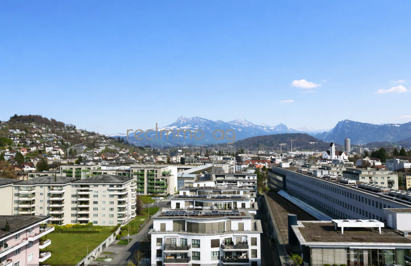 Attractive multi-family house with development potential in a central location of Kriens - Photo 3 of 3