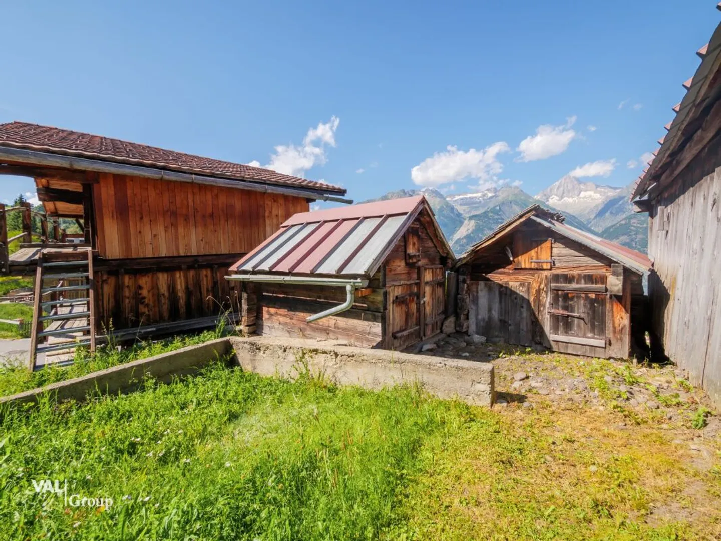 Affascinante casa residenziale con fienile convertito e ulteriore potenziale di sviluppo - Foto 10 di 13