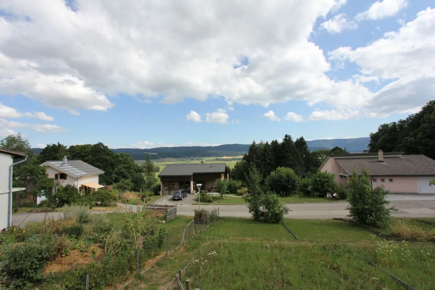 Helle 3,5-Zimmer-Wohnung in Ponts-de-Martel - Foto 7 von 8