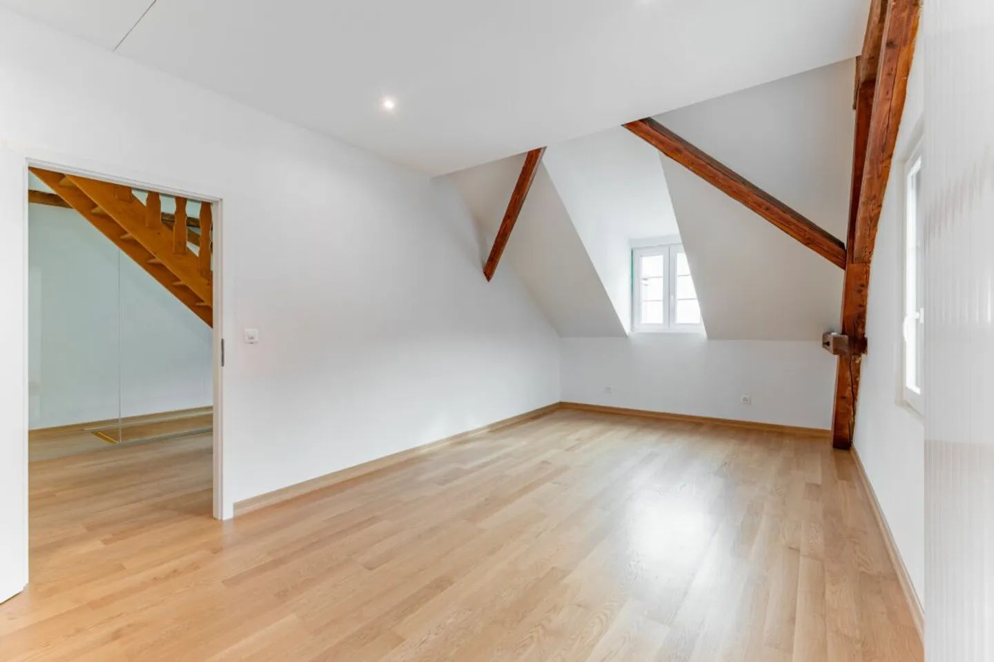 Casa familiare con appartamento separato - Foto 6 di 11