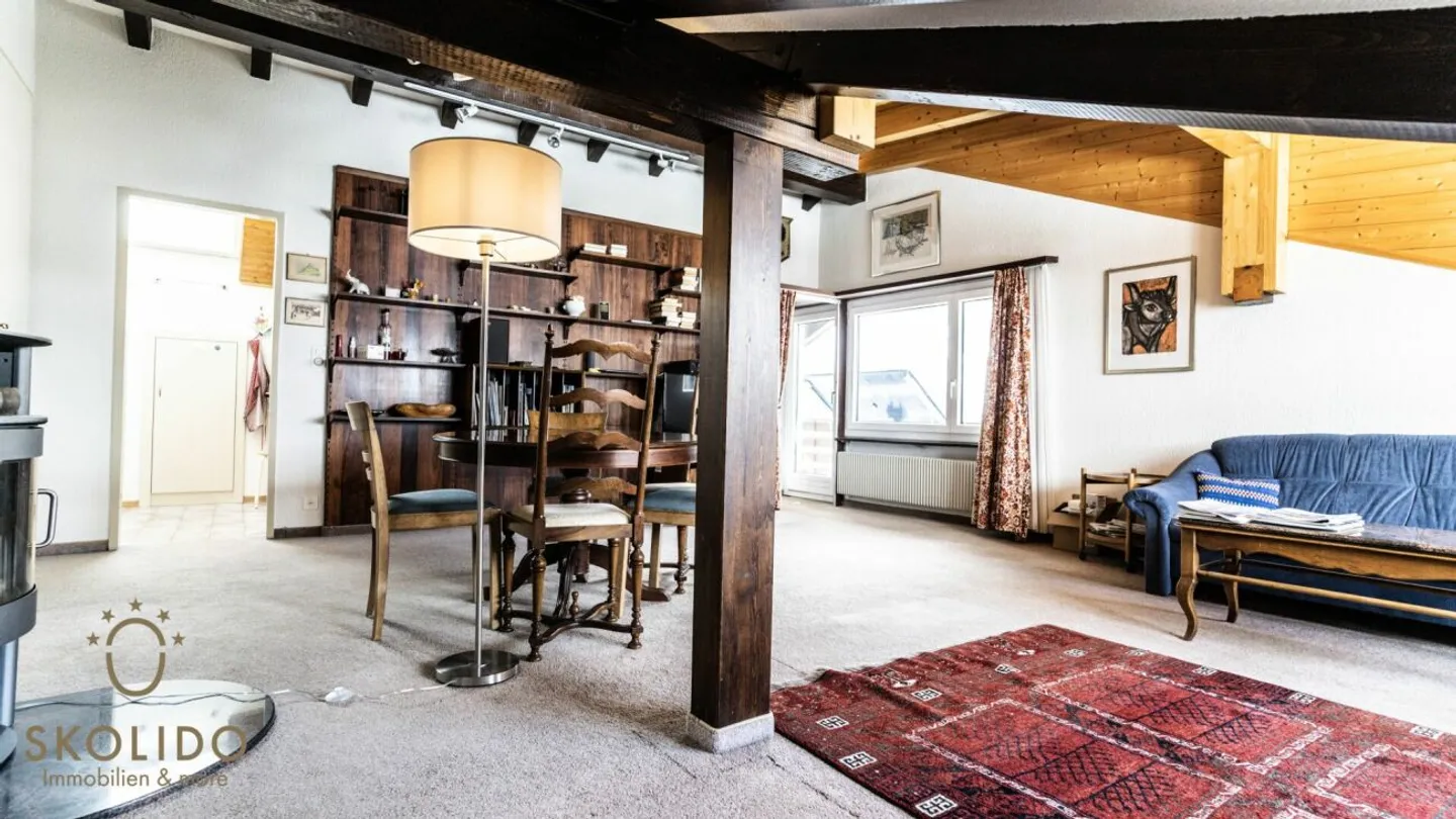 Spacious 3.5-room penthouse with panoramic view - Photo 4 of 13