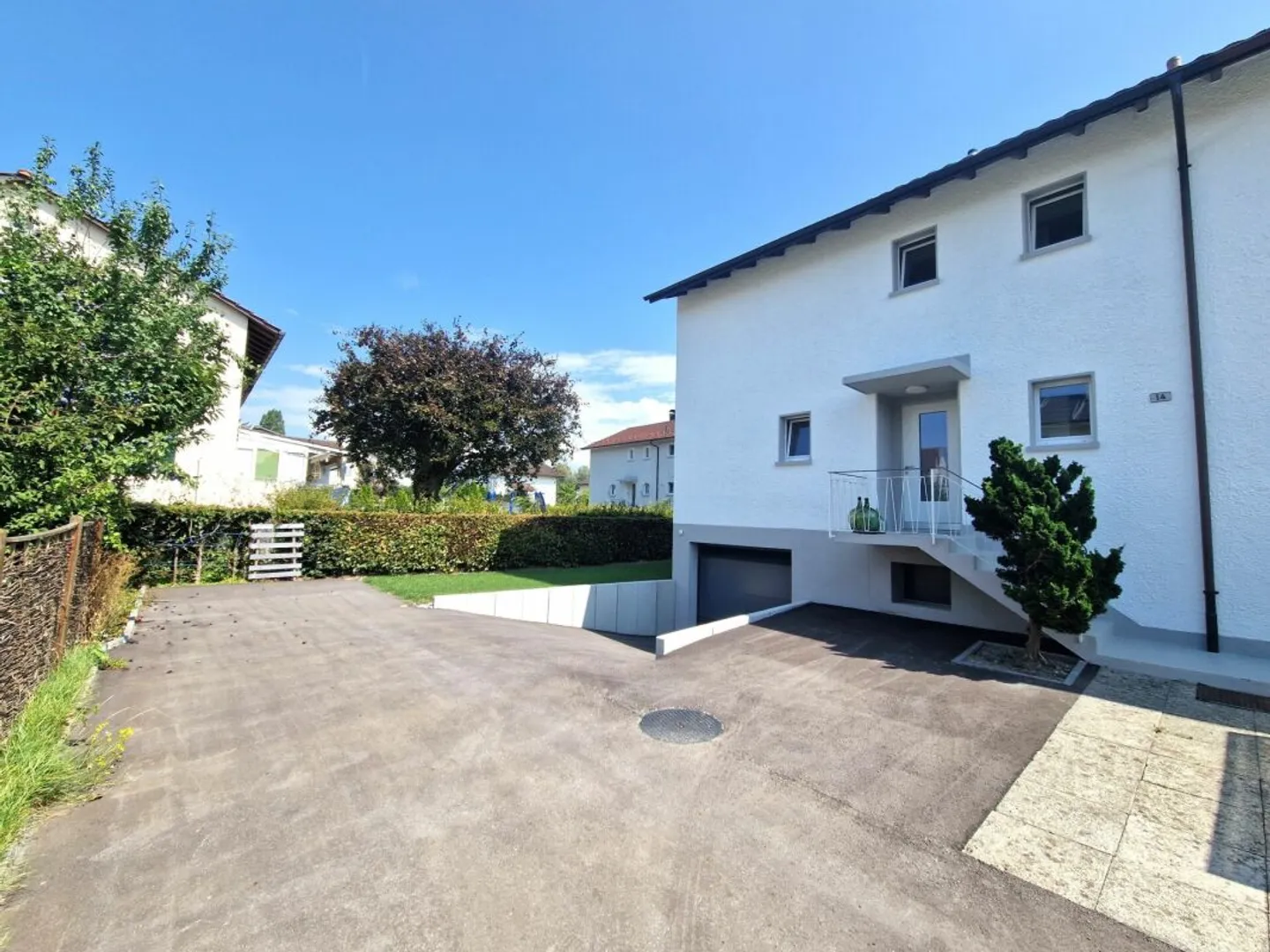 Kernsaniertes 4.5-Zimmer-Doppeleinfamilienhaus mit Garten &amp; Garage in Widnau - Foto 12 di 13