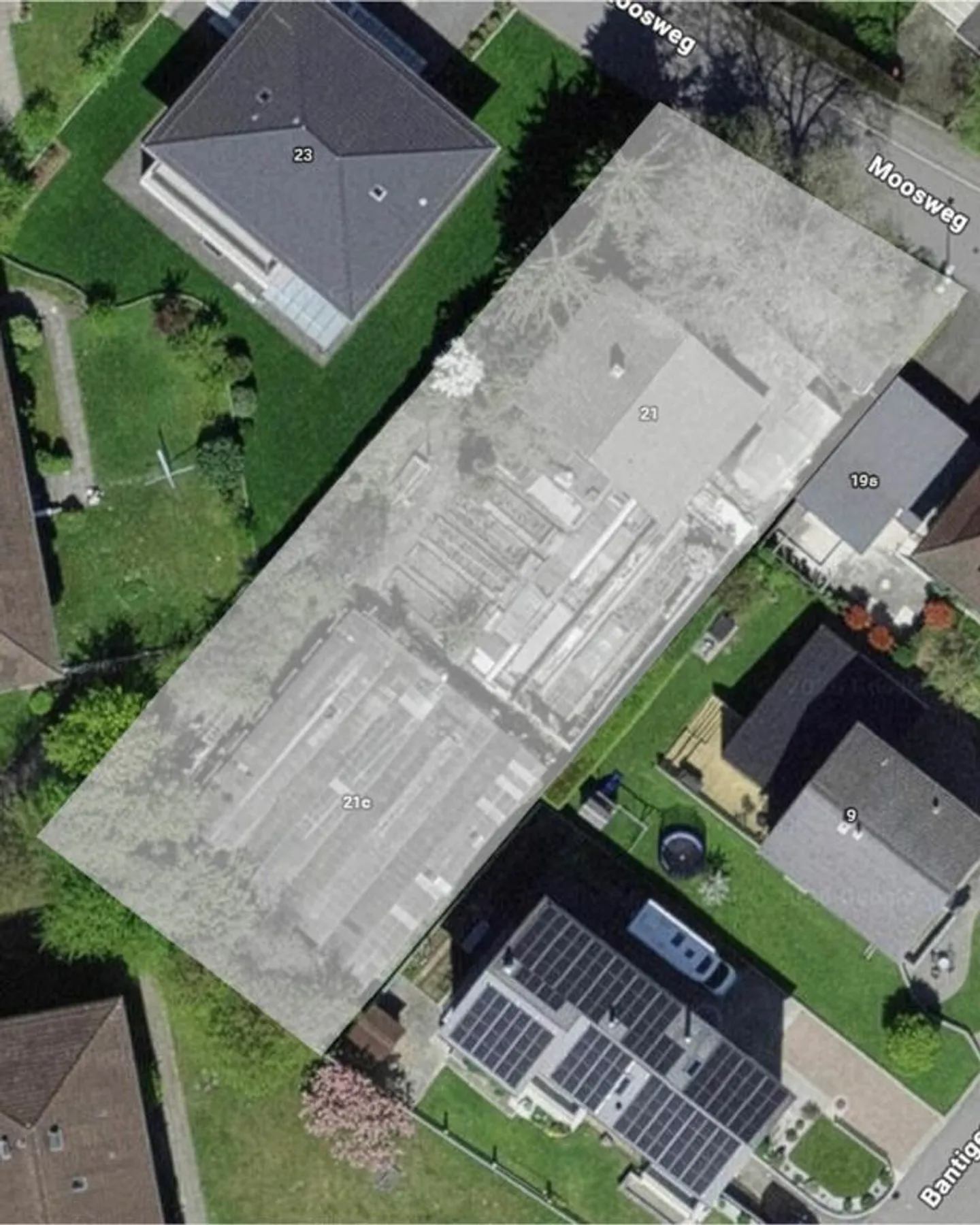 Bauland mit Entwicklungspotenzial - Foto 2 von 3