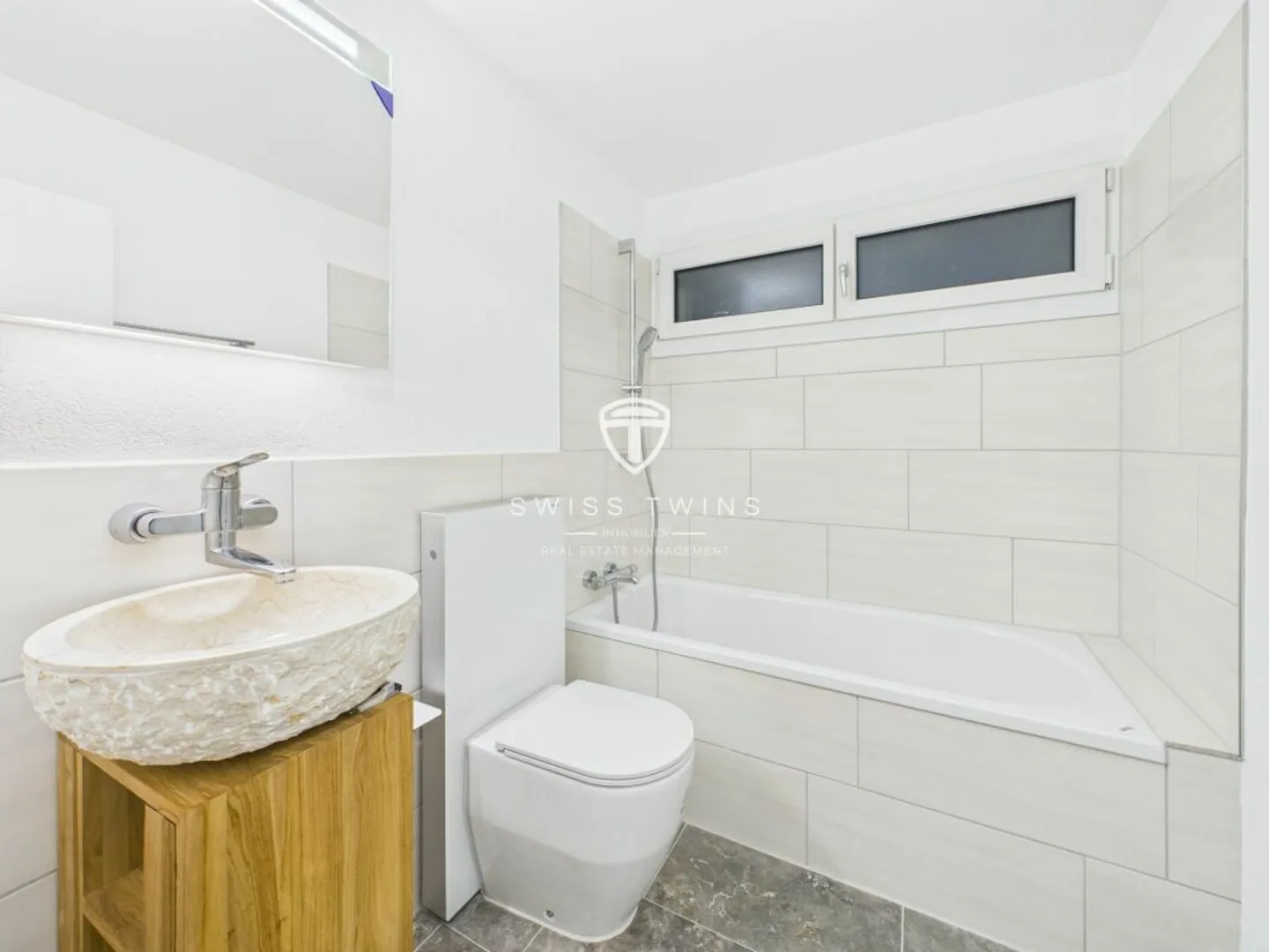 Erstbezug - moderne 3.5 -Zimmer-Terrassenwohnung mit traumhaftem See- und Alpenpanorama (All-Inclusive) - Foto 12 von 13