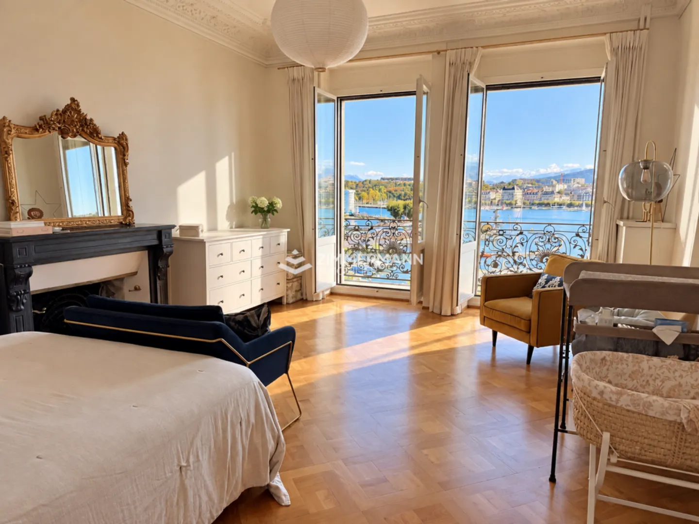 6.5 rooms on the Quai du Mont-Blanc - Photo 3 of 7