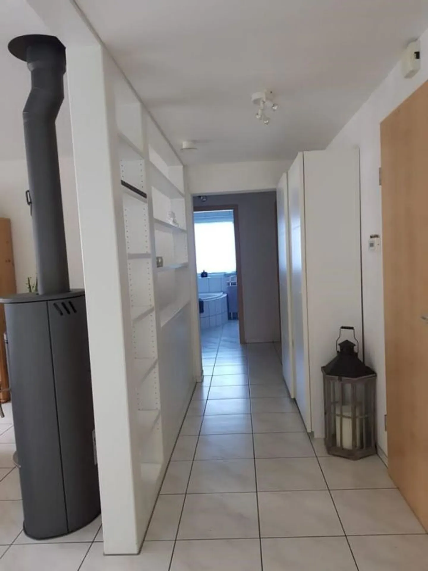 Moderne und grosszügige 3.5-Zi-Gartenwohnung mit Garage - Foto 9 von 13