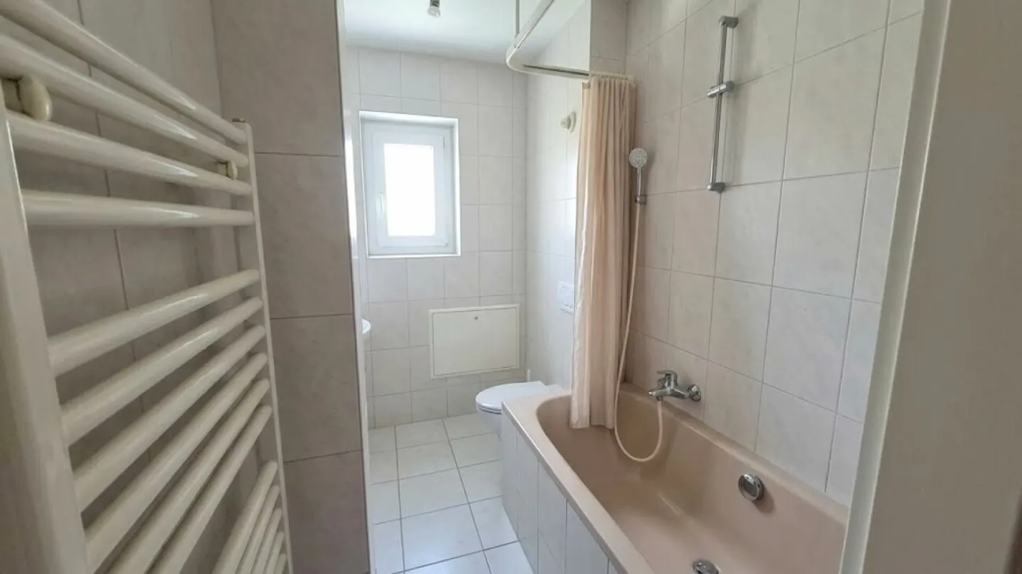 Schöne 3,5-Zimmer-Wohnung mit Balkon in der Nähe der Natur - Foto 6 von 9