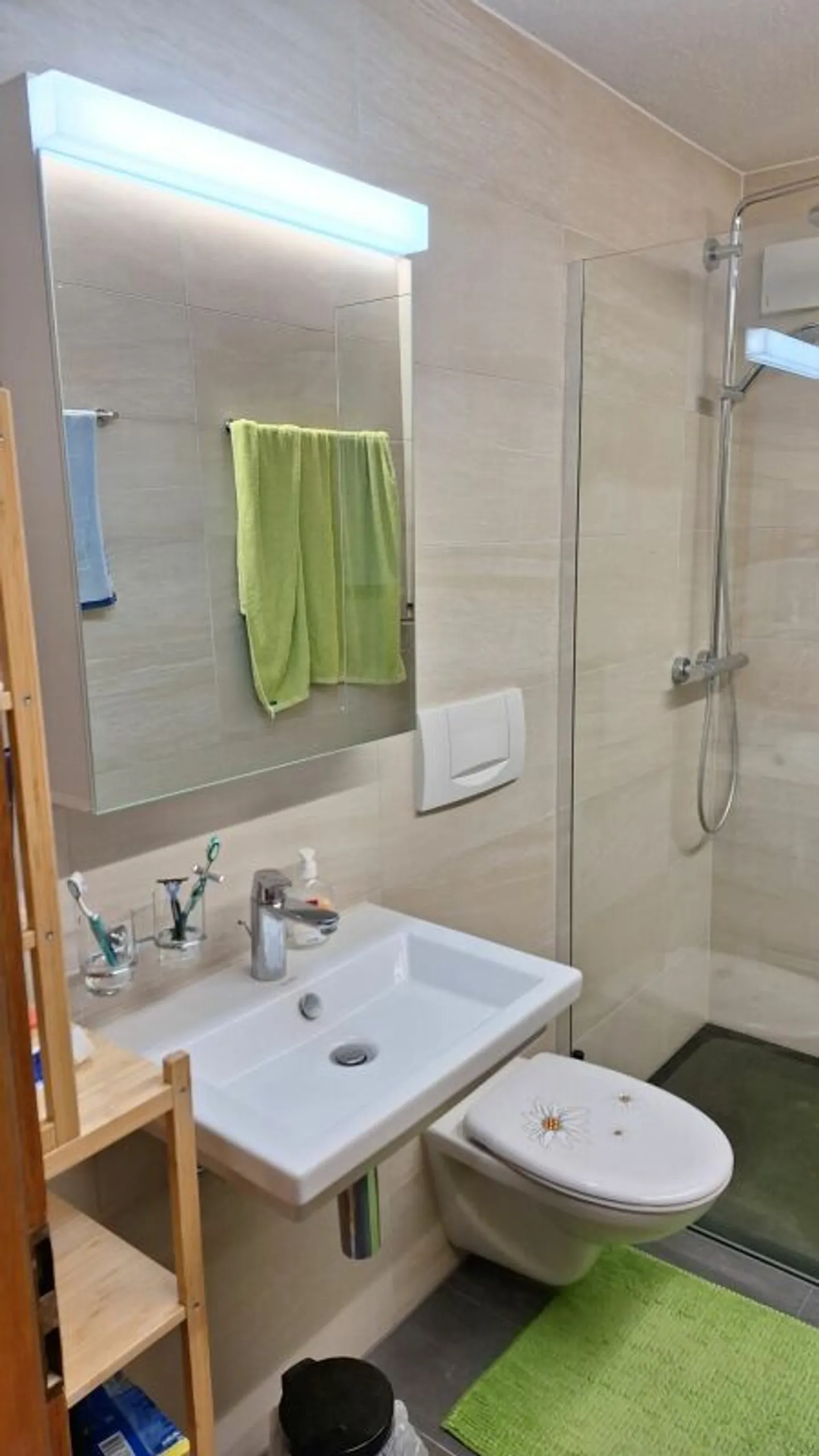 Per single e coppie - Appartamento in una casa unifamiliare - Foto 4 di 9