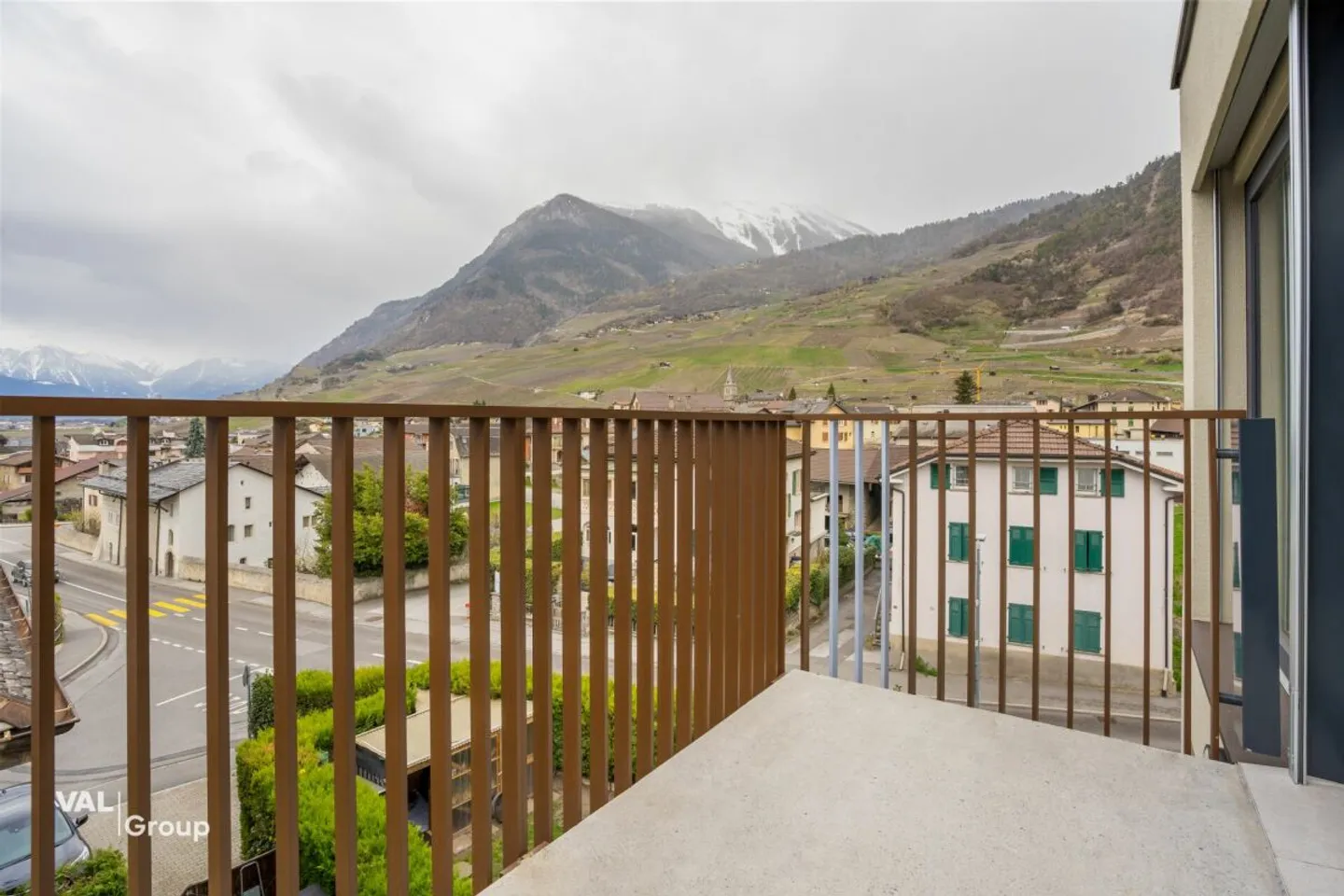 Building of 9 apartments - 4.4% immediate yield, in the heart of the village - Photo 11 of 13