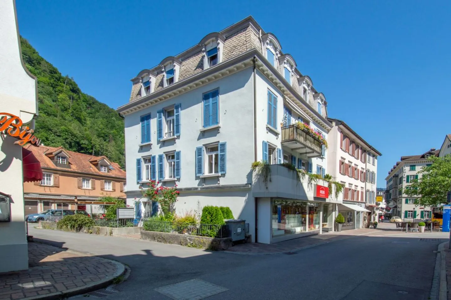 Appartamento mansardato ristrutturato nel cuore di Bad Ragaz - Foto 1 di 11