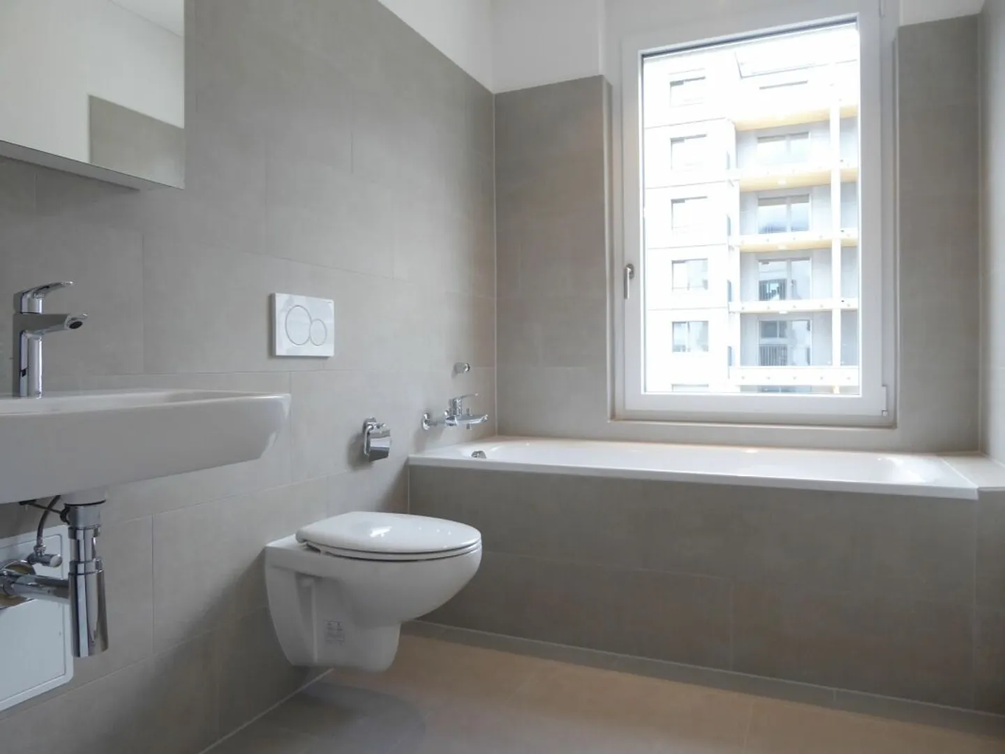 Modern Apartment in Rheincity - Photo 11 of 13