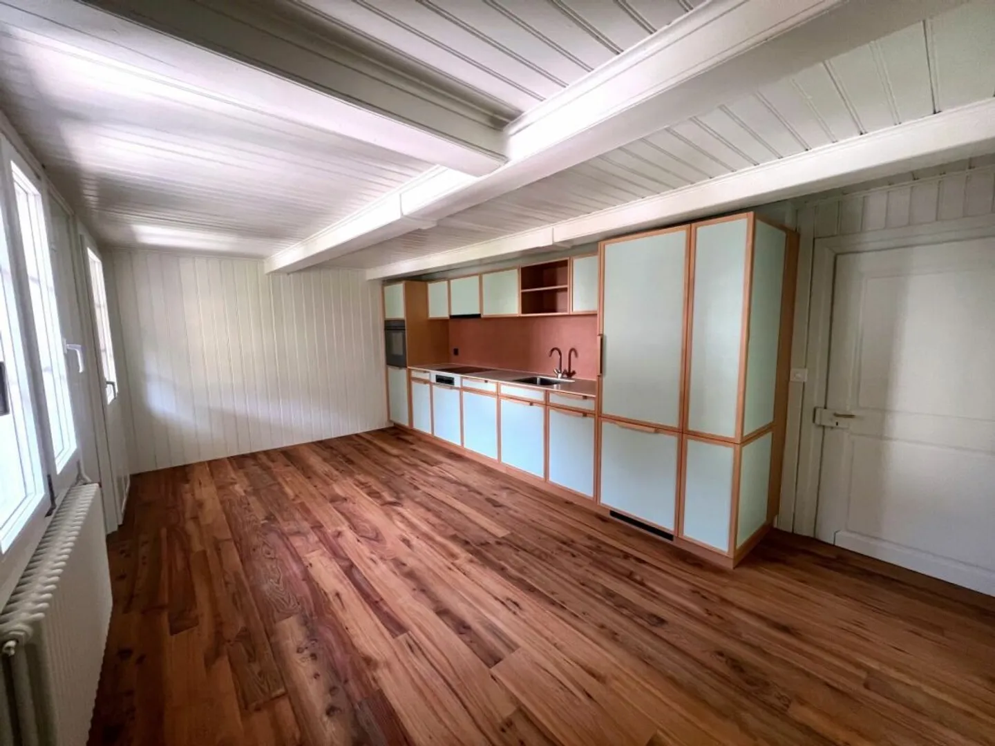 Appartement 3.5 pièces élégant dans un immeuble résidentiel historique - Photo 4 sur 13