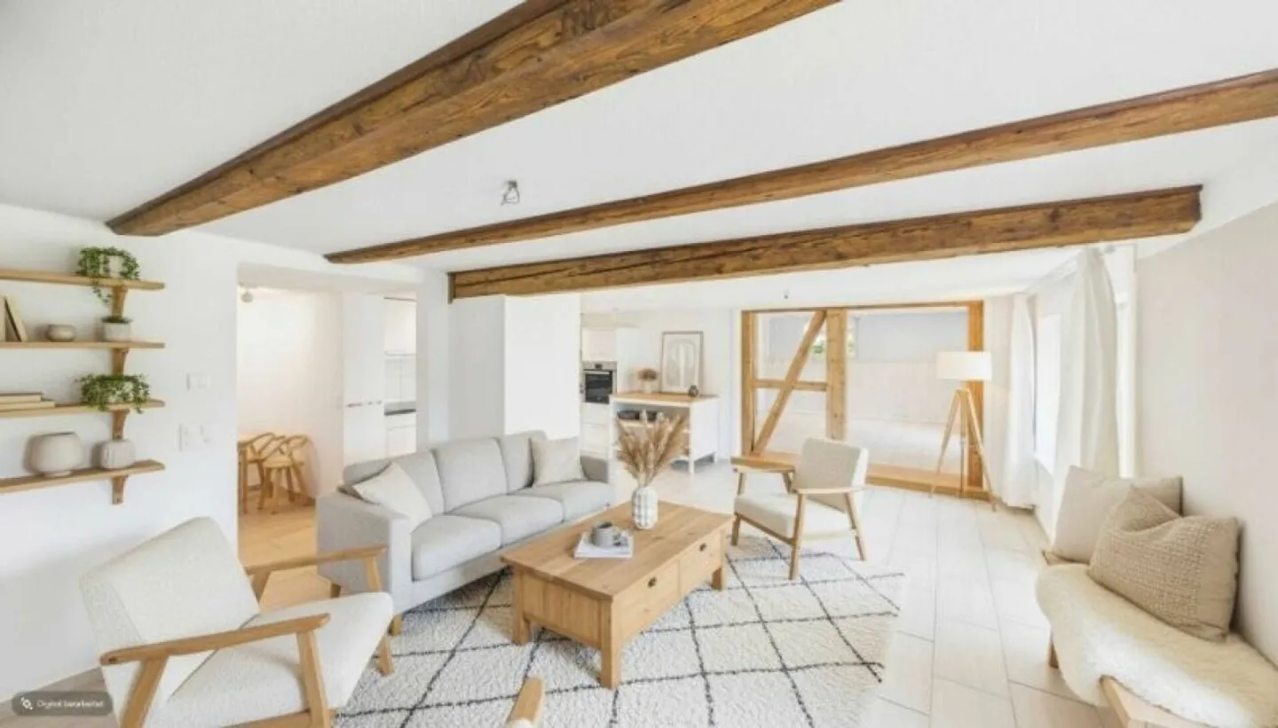 Many possibilities with 7.5 rooms - Photo 3 of 10