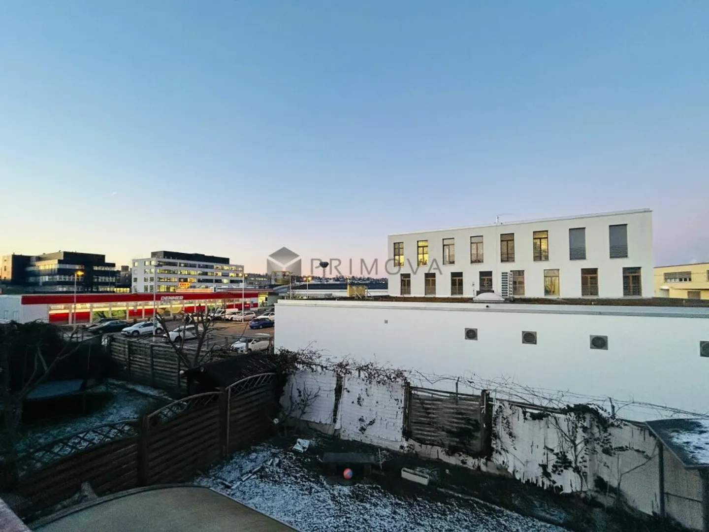 Maison de ville ensoleillée de 5,5 pièces avec véranda dans un emplacement de choix - Photo 9 sur 9