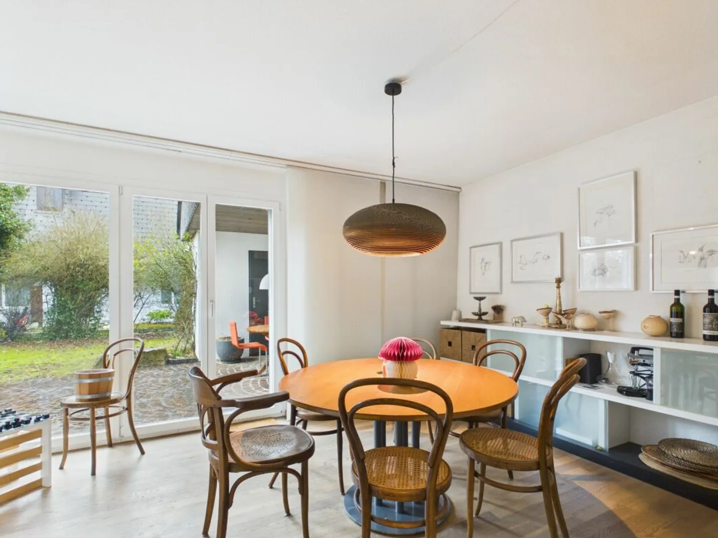 Exklusives Einfamilienhaus mit Einliegerwohnung an ruhiger Lage - Photo 3 sur 13