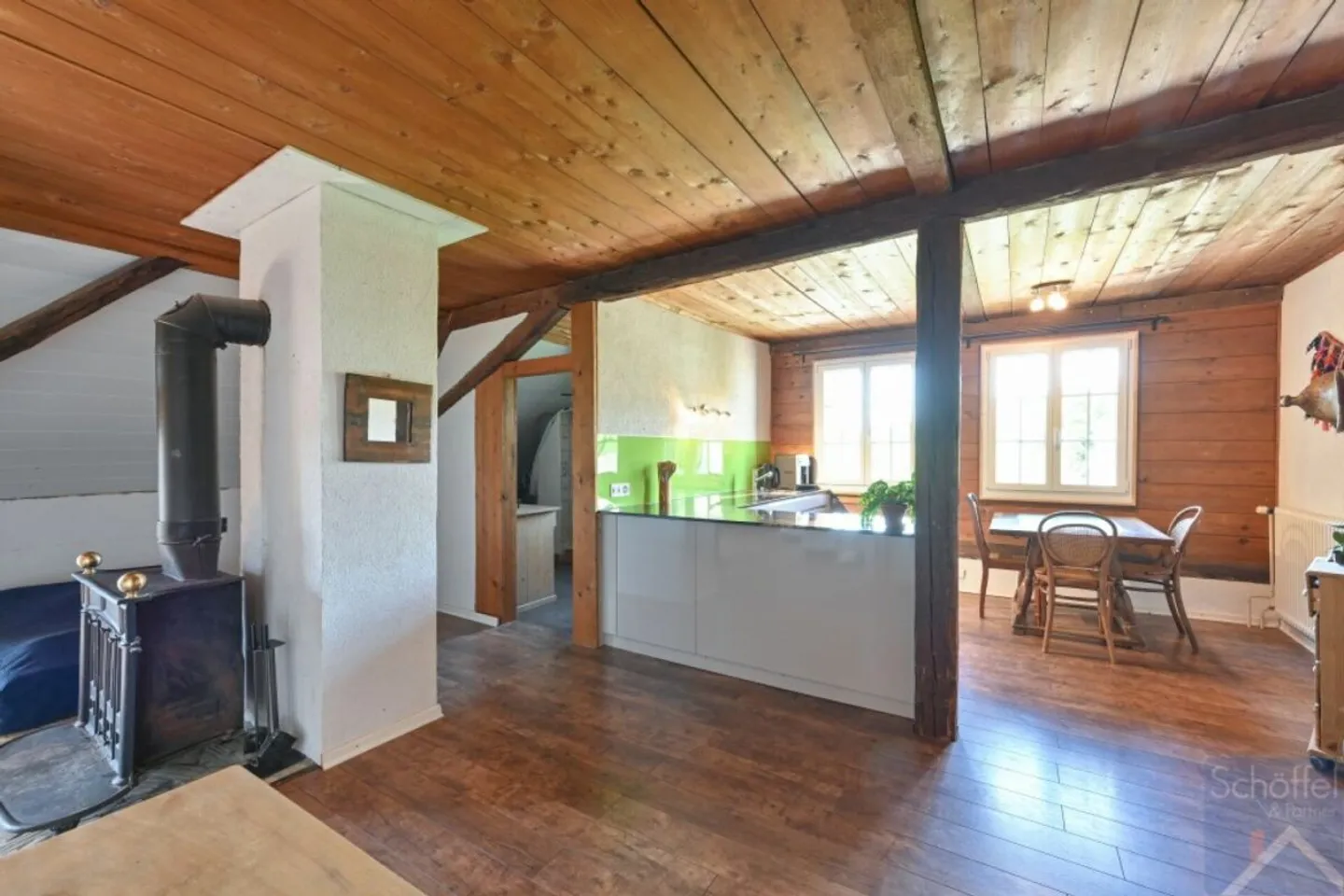 Geräumiges Freistehendes Haus - Foto 8 von 12