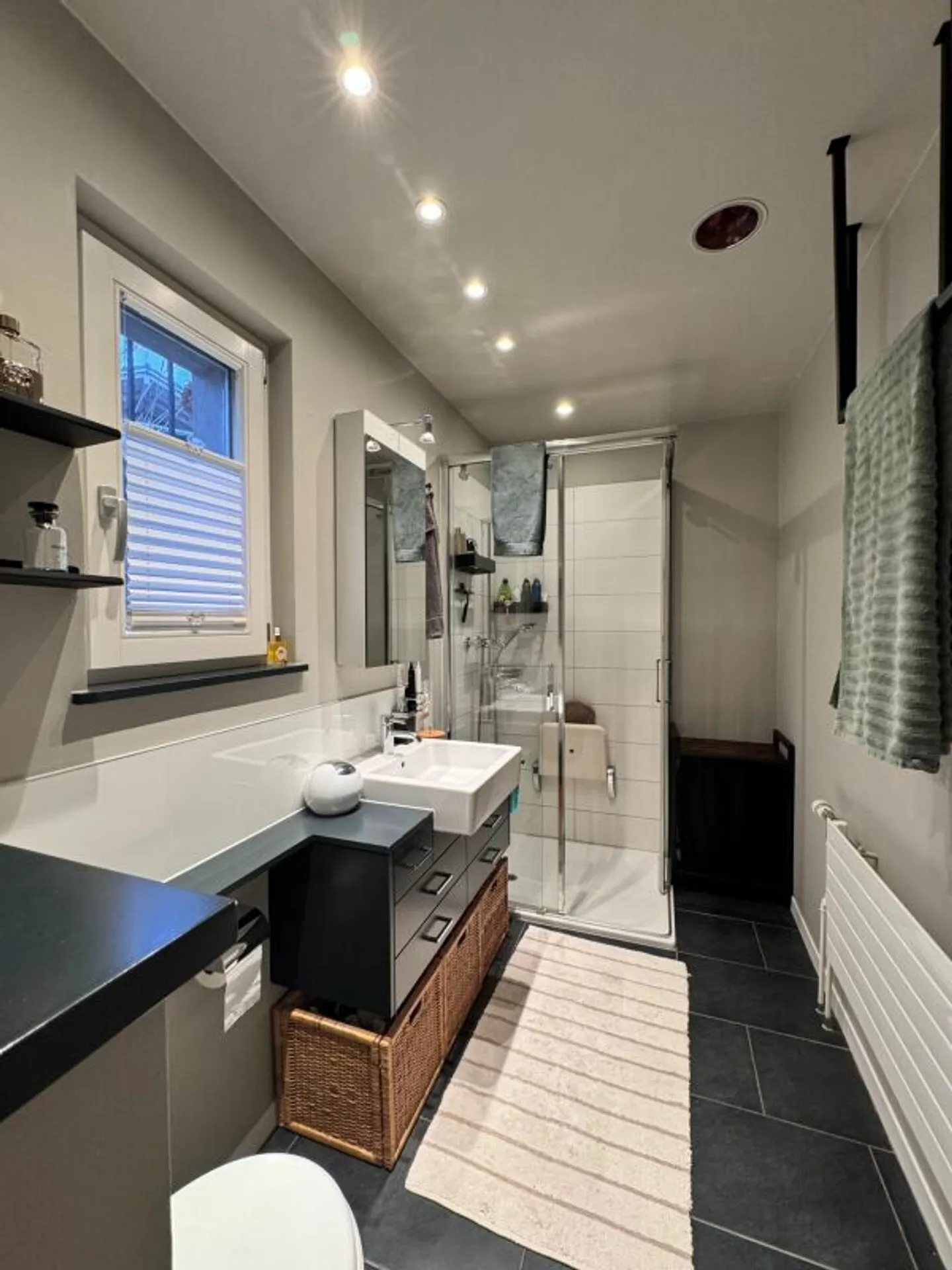 MAISON INDIVIDUELLE IMPOSANTE - Photo 8 sur 9