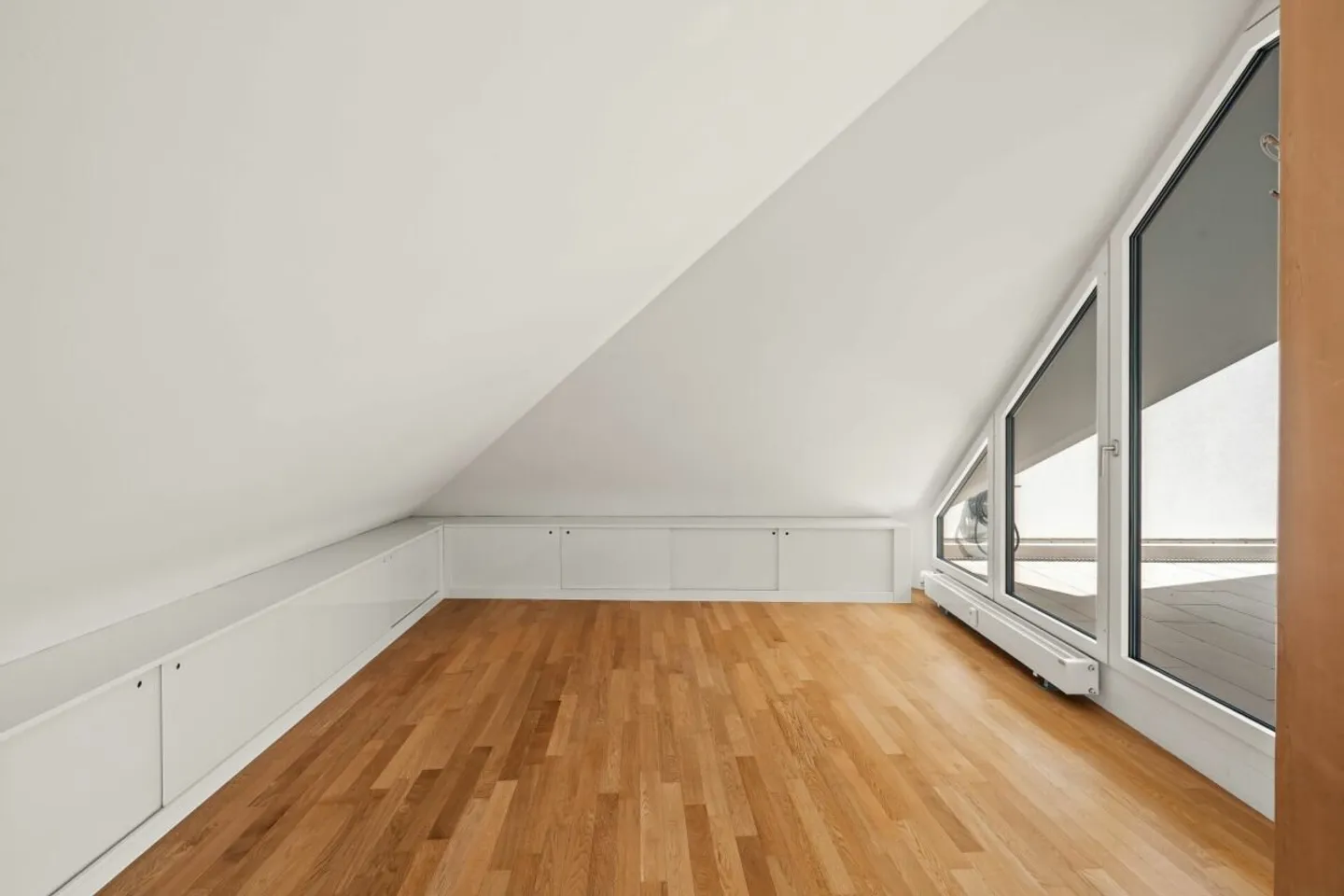 Appartamento loft di 2,5 locali con vista sul Kannenfeldpark - Foto 5 di 8