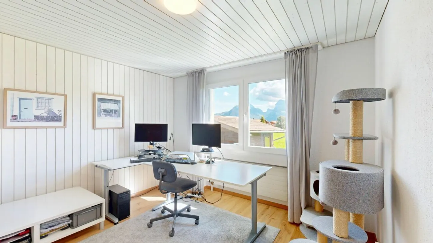 Freistehendes Einfamilienhaus mit Einliegerwohnung - Photo 8 of 13