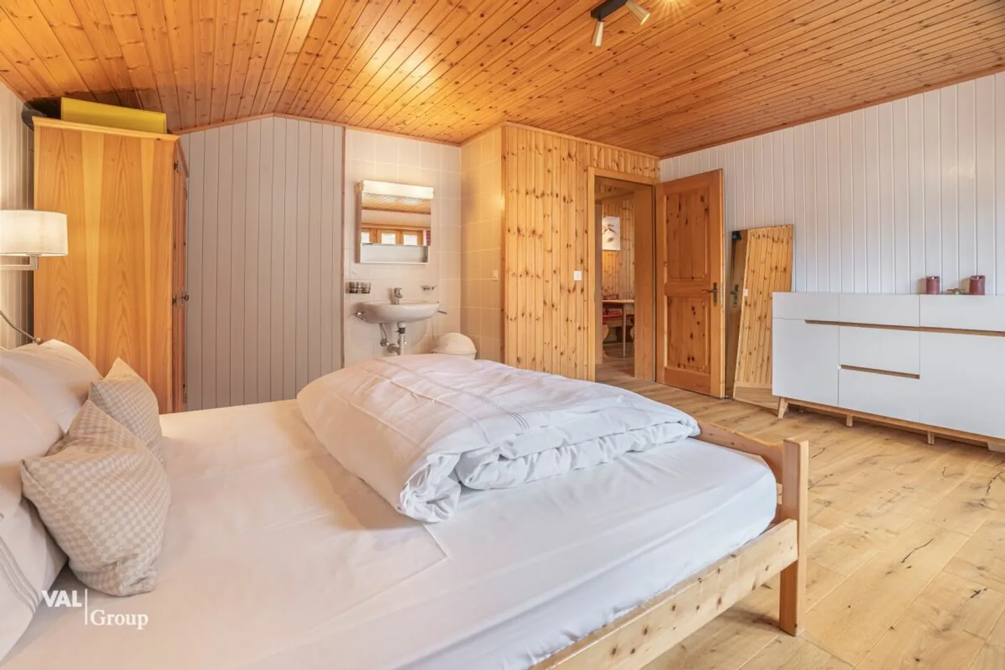 Appartement douillet dans un style chalet charmant - Photo 8 sur 13