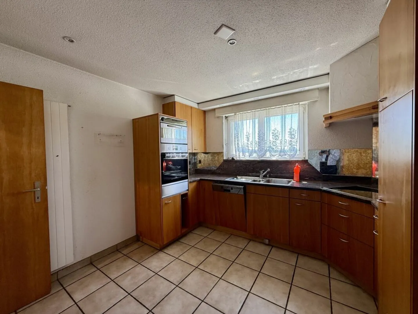 Dream Home with Potential: 5.5-Room Single-Family House in Niederbuchsiten - Photo 4 of 13