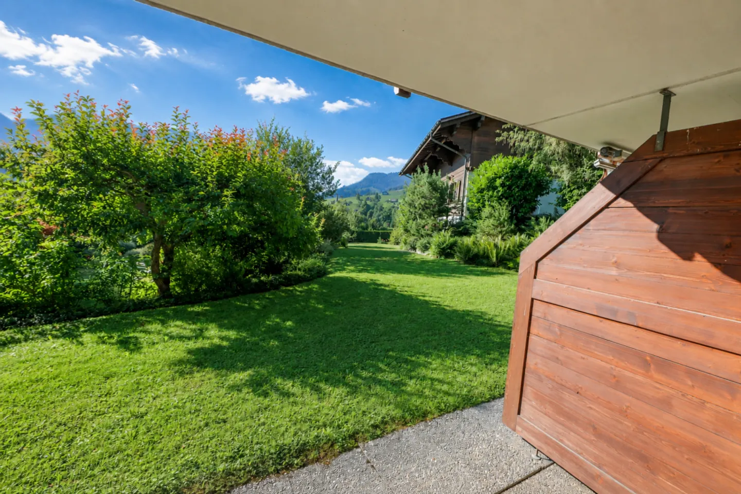 Cozy studio apartment on the ground floor near the village center - Photo 9 of 13