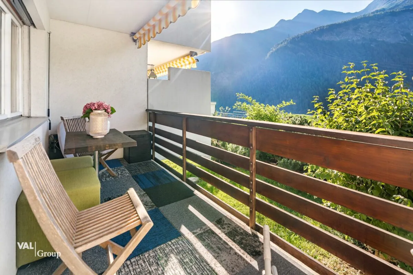 Möbliertes Studio mit Balkon und unverbaubarer Aussicht - Photo 9 sur 13