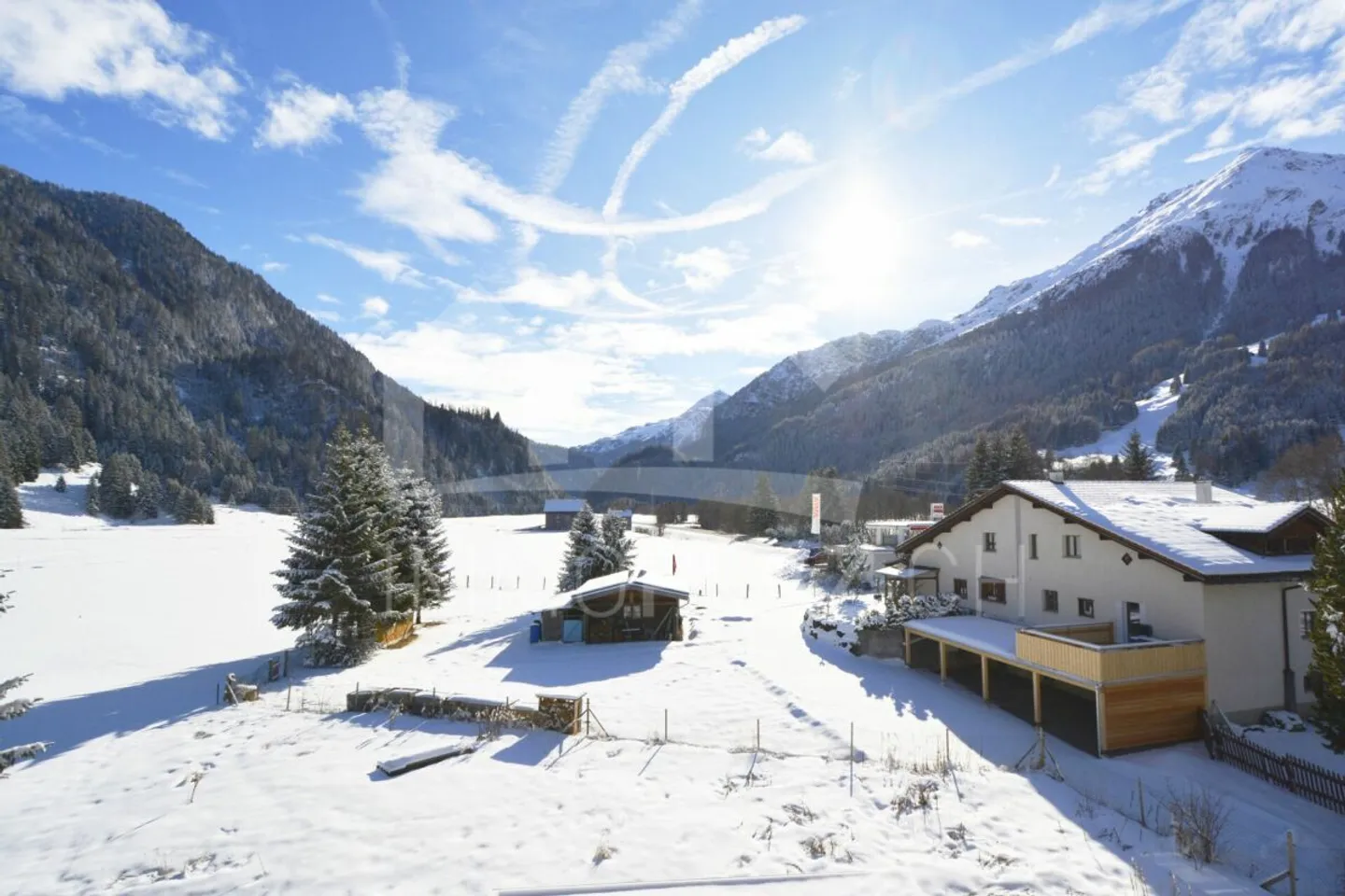 Renovated 4½ Room Holiday Apartments with Balcony - Photo 2 of 6