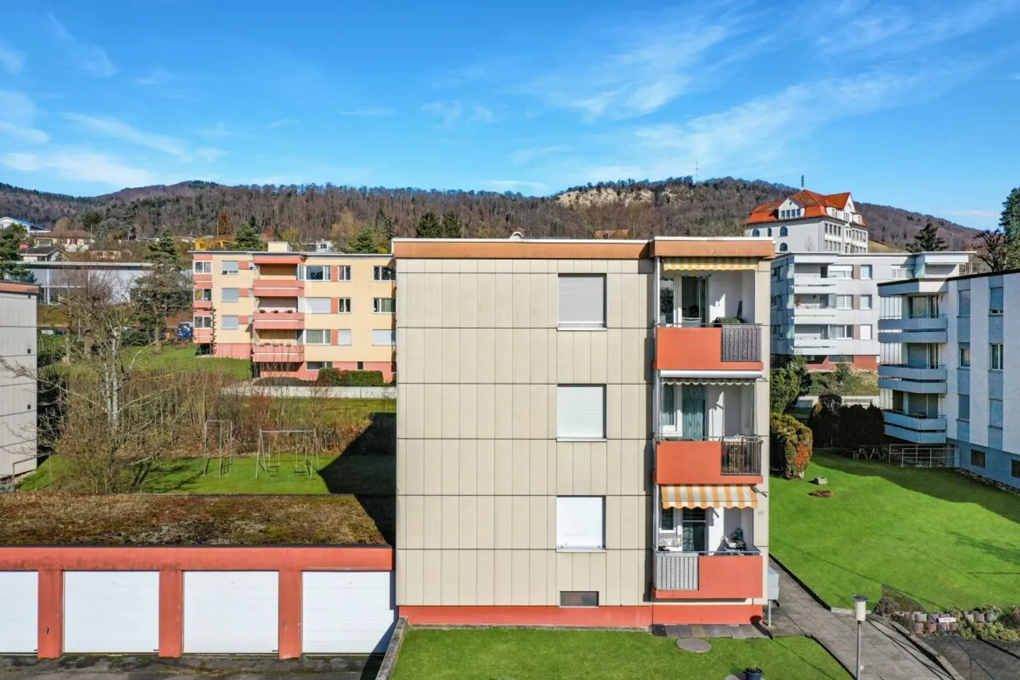 Appartement 4.5 pièces abordable dans un emplacement attrayant - Photo 12 sur 13